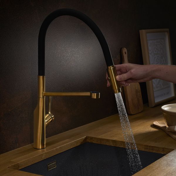 Clearwater Alasia Pro Single Lever Brushed Brass Pull Out Kitchen Sink Mixer Tap #4