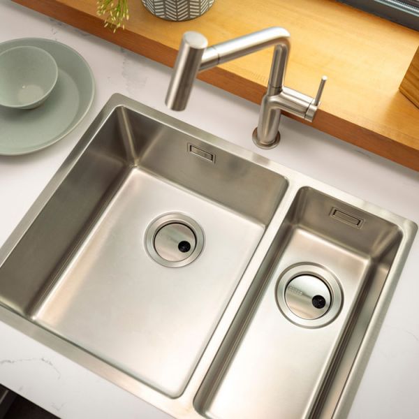 Abode Tubist T Single Lever Chrome Monobloc Kitchen Mixer Tap with Pullout Spout #6