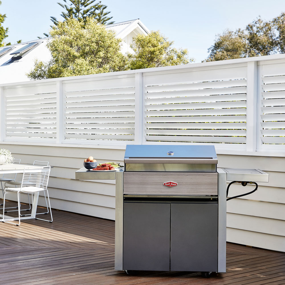 BeefEater 1500 Stainless Steel 4 Burner Gas BBQ with Side Burner and