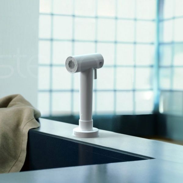 Clearwater Modern Matt White Pull Out Spray #2