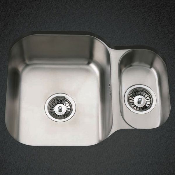 Clearwater Tango 1.5 Bowl Undermount Stainless Steel Kitchen Sink with Left Hand Main Bowl 594 x 460