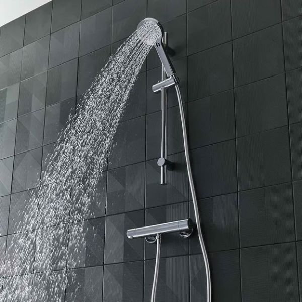 Tavistock Quantum Chrome Exposed Thermostatic Single Outlet Shower Kit #2