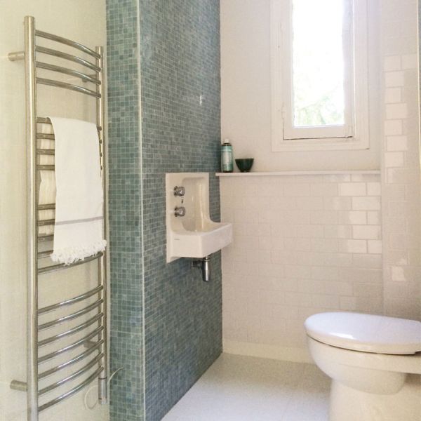 JIS Sussex Adur 1250mm x 520mm Stainless Steel Curved Towel Rail #2